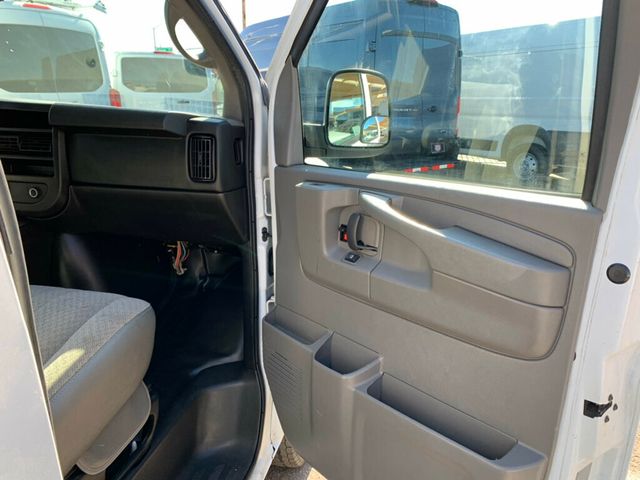 2015 Chevrolet Express Cargo Van RWD 2500 135" - 22971353 - 34