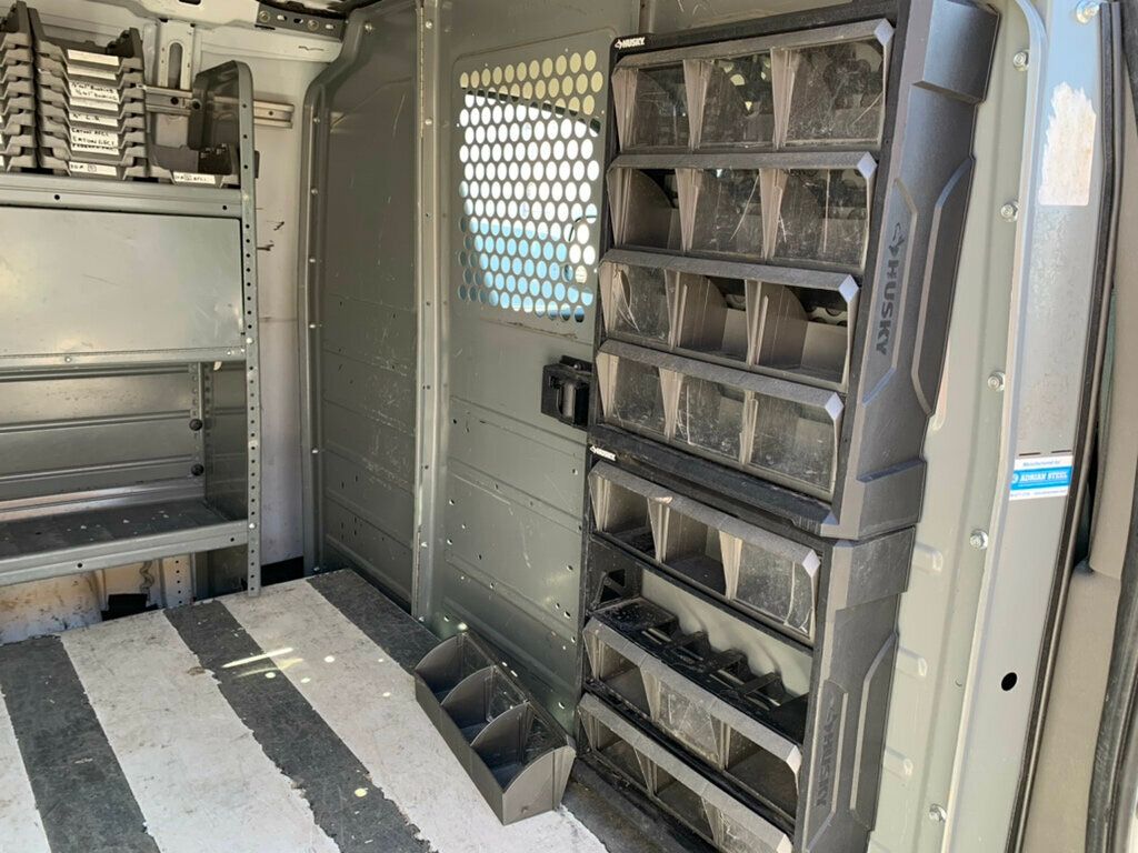 2015 Chevrolet Express Cargo Van RWD 2500 135" - 22971353 - 4