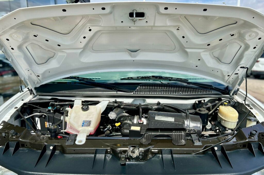 2015 Chevrolet Express Cargo Van RWD 2500 135" - 23007324 - 9