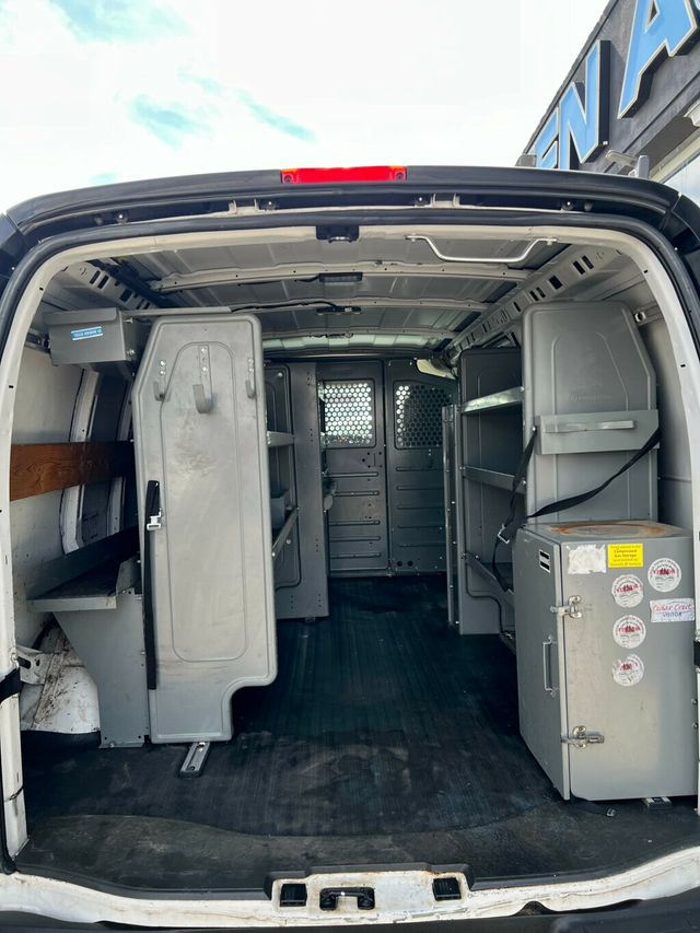 2015 Chevrolet Express Cargo Van RWD 2500 135" - 23007324 - 6