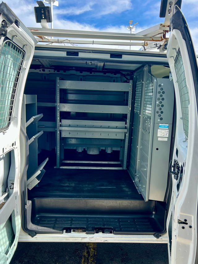 2015 Chevrolet Express Cargo Van RWD 2500 135" - 23007324 - 8