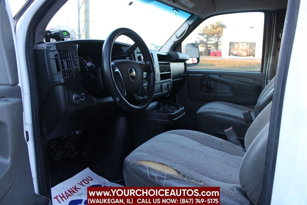 2015 Chevrolet Express Cargo Van RWD 3500 135" - 22318171 - 9