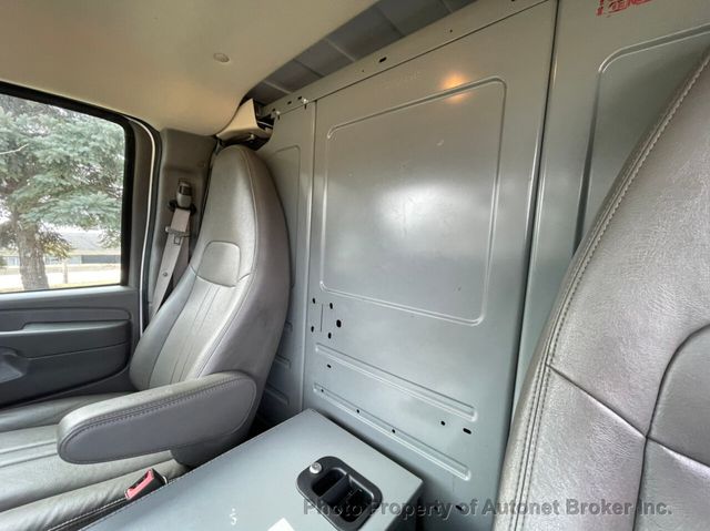 2015 Chevrolet Express Cargo Van RWD 3500 155" - 22318624 - 14