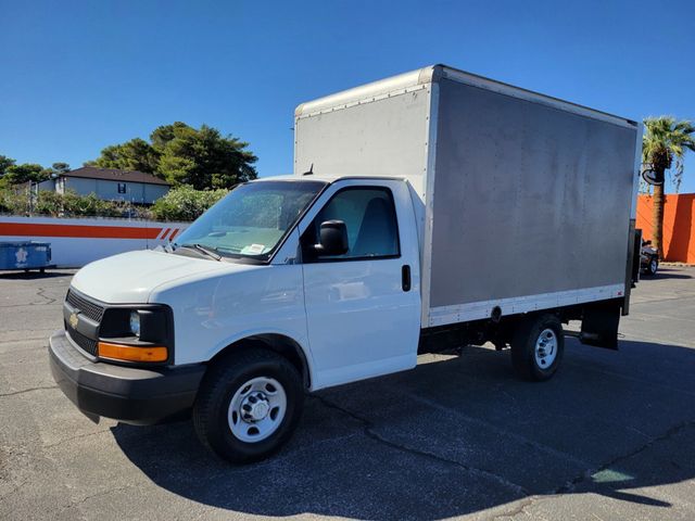 2015 Chevrolet Express Commercial Cutaway 3500 Van 139" - 22401542 - 0