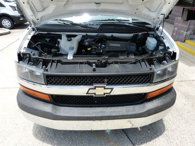 2015 Chevrolet Express Commercial Cutaway 6.0L V8 GAS*3500*139" WB*SRW*"KUV" ENCLOSED SERVICE BODY VAN! - 23040955 - 8