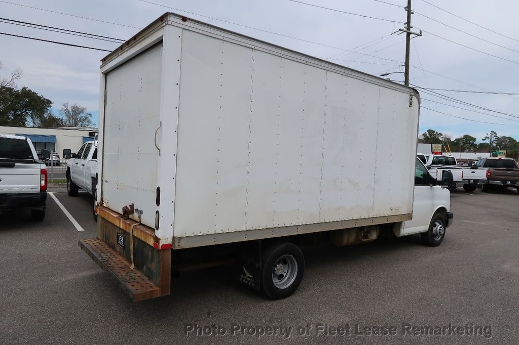 2015 Chevrolet Express Commercial Cutaway G3500 16' Box Truck DRW - 22329625 - 4