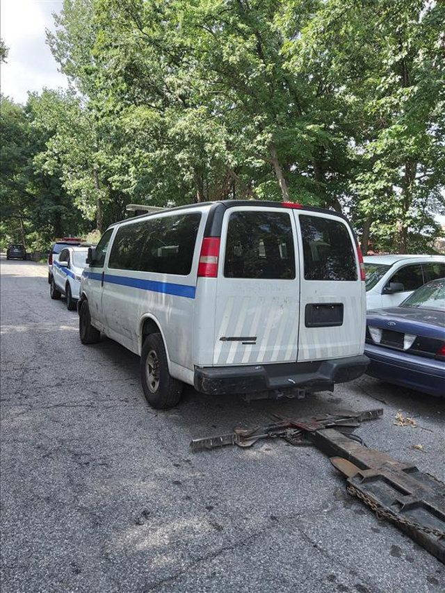 2015 Chevrolet Express Passenger ONE OF SEVERAL IN STOCK TO CHOOSE FROM GREAT BUY - 22578677 - 2