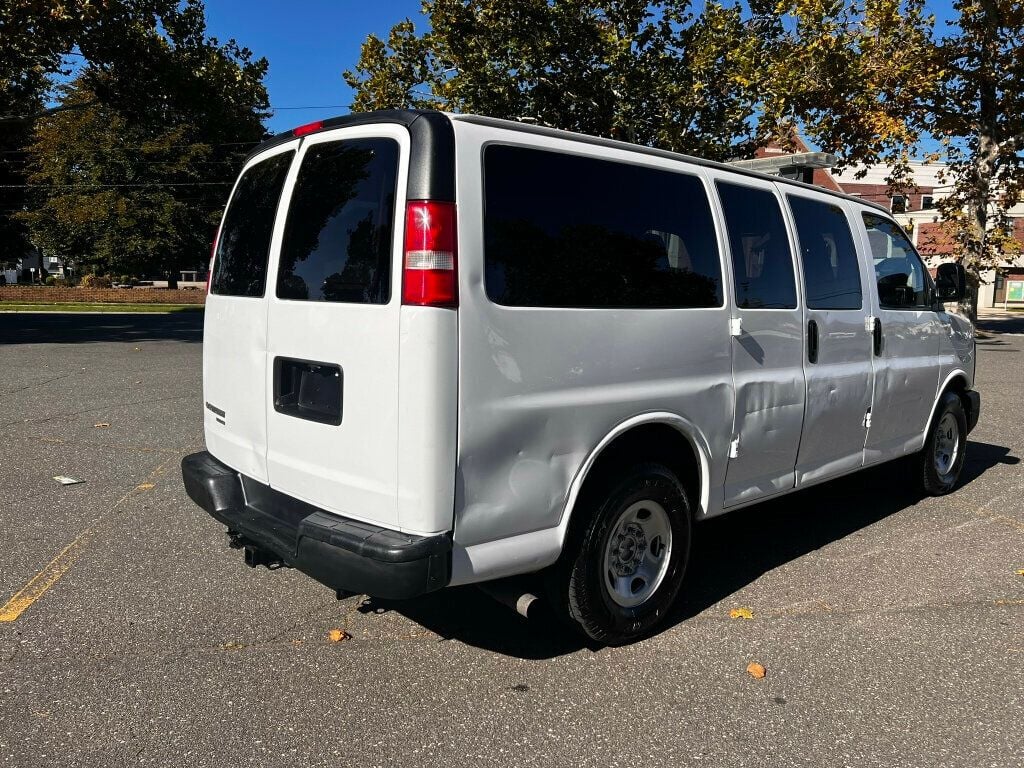 2015 Chevrolet Express Passenger ONE OF SEVERAL IN STOCK TO CHOOSE FROM GREAT BUY - 22578677 - 3