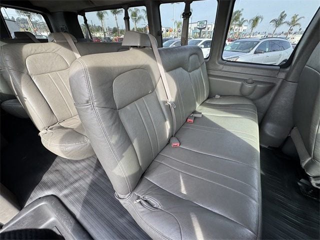 2015 Chevrolet Express Passenger RWD 3500 155" LS w/1LS - 22703438 - 15