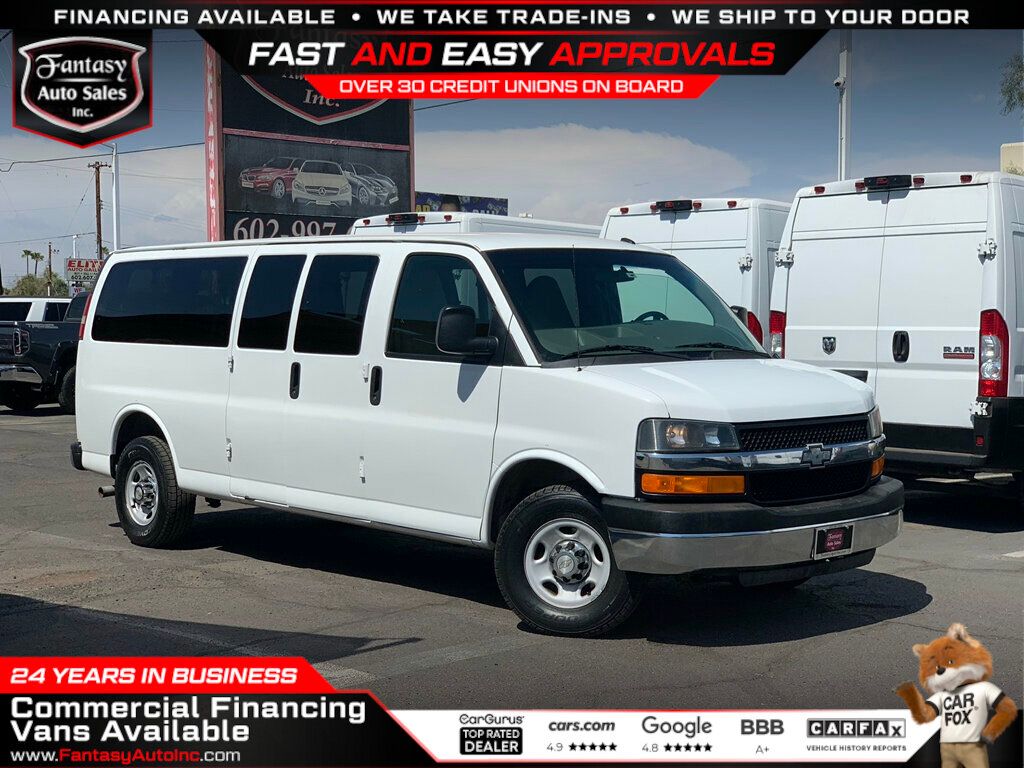 2015 Chevrolet Express Passenger RWD 3500 155" LT w/1LT 6.0L V8 12-Passenger - 23052763 | Video 1