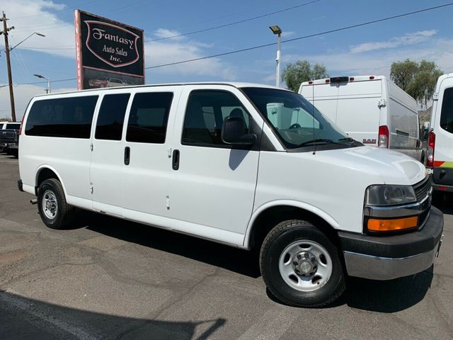 2015 Chevrolet Express Passenger RWD 3500 155" LT w/1LT 6.0L V8 12-Passenger - 23052763 - 10