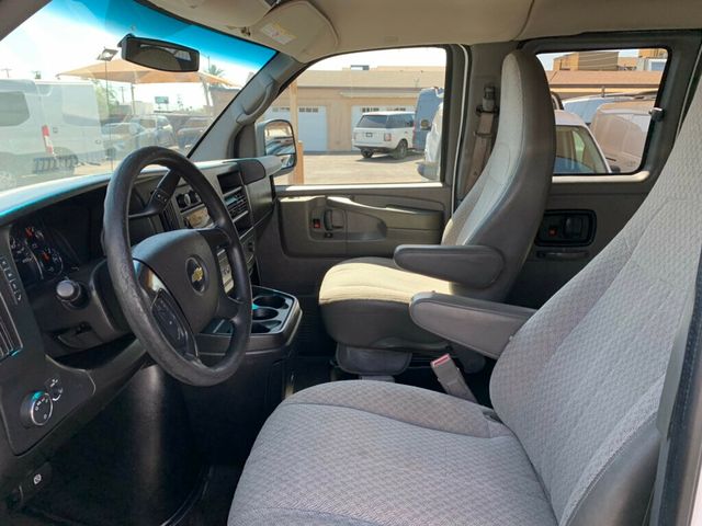 2015 Chevrolet Express Passenger RWD 3500 155" LT w/1LT 6.0L V8 12-Passenger - 23052763 - 22
