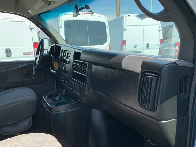 2015 Chevrolet Express Passenger RWD 3500 155" LT w/1LT 6.0L V8 12-Passenger - 23052763 - 24