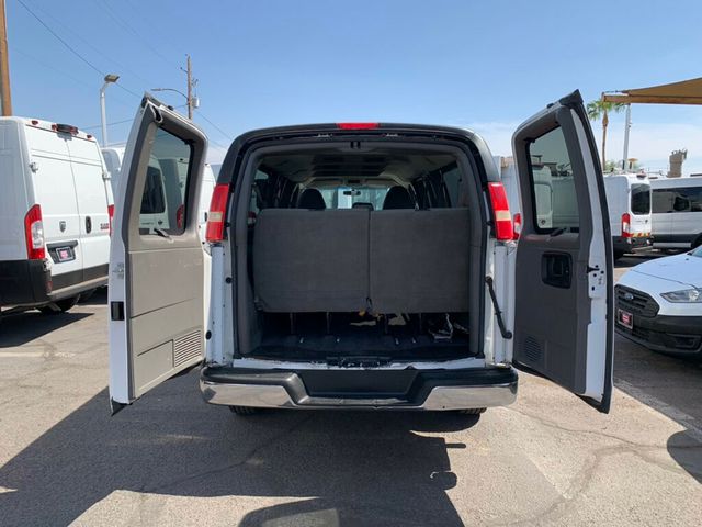 2015 Chevrolet Express Passenger RWD 3500 155" LT w/1LT 6.0L V8 12-Passenger - 23052763 - 7