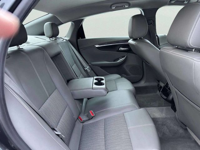 2015 Chevrolet Impala 4dr Sedan LT w/1LT - 22982282 - 17