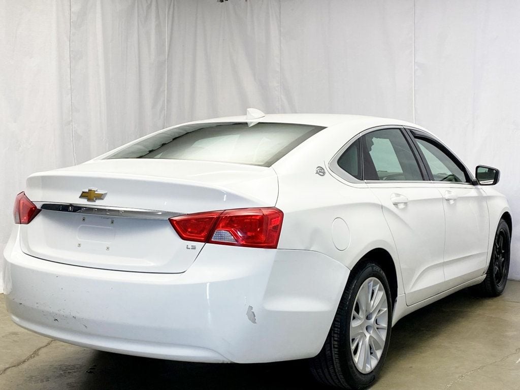 2015 Chevrolet Impala LS - 22637949 - 9