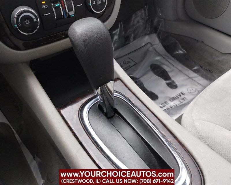 2015 Chevrolet Impala Limited LT Fleet 4dr Sedan - 22919934 - 29