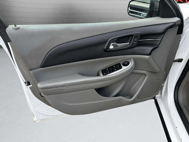 2015 Chevrolet Malibu 4dr Sedan LS w/1LS - 22943155 - 11