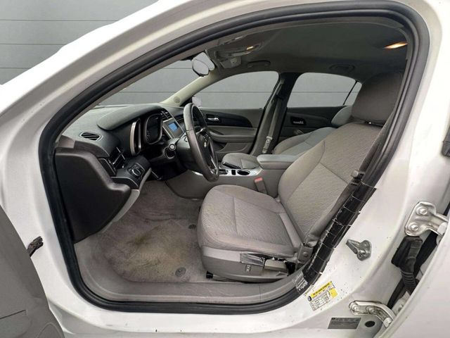 2015 Chevrolet Malibu 4dr Sedan LS w/1LS - 22943155 - 14