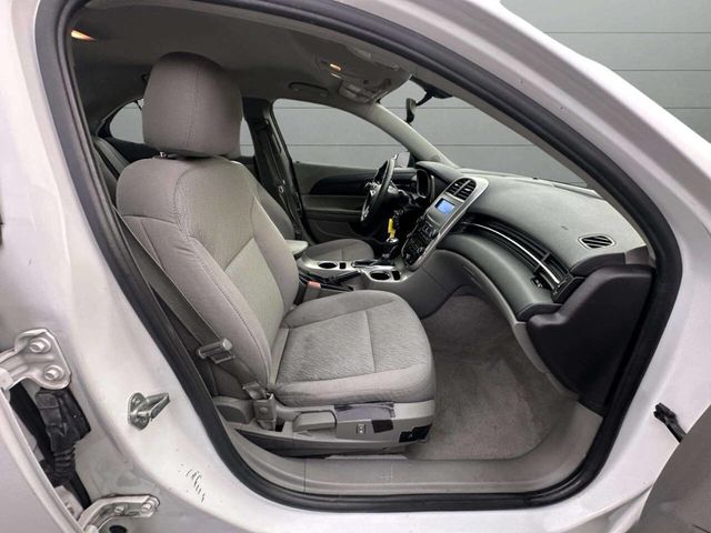 2015 Chevrolet Malibu 4dr Sedan LS w/1LS - 22943155 - 26