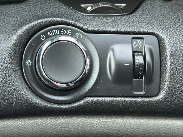 2015 Chevrolet Malibu 4dr Sedan LS w/1LS - 22943155 - 38