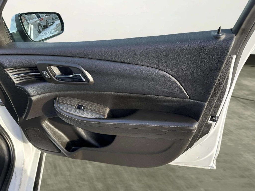 2015 Chevrolet Malibu 4dr Sedan LT w/1LT - 22966031 - 14