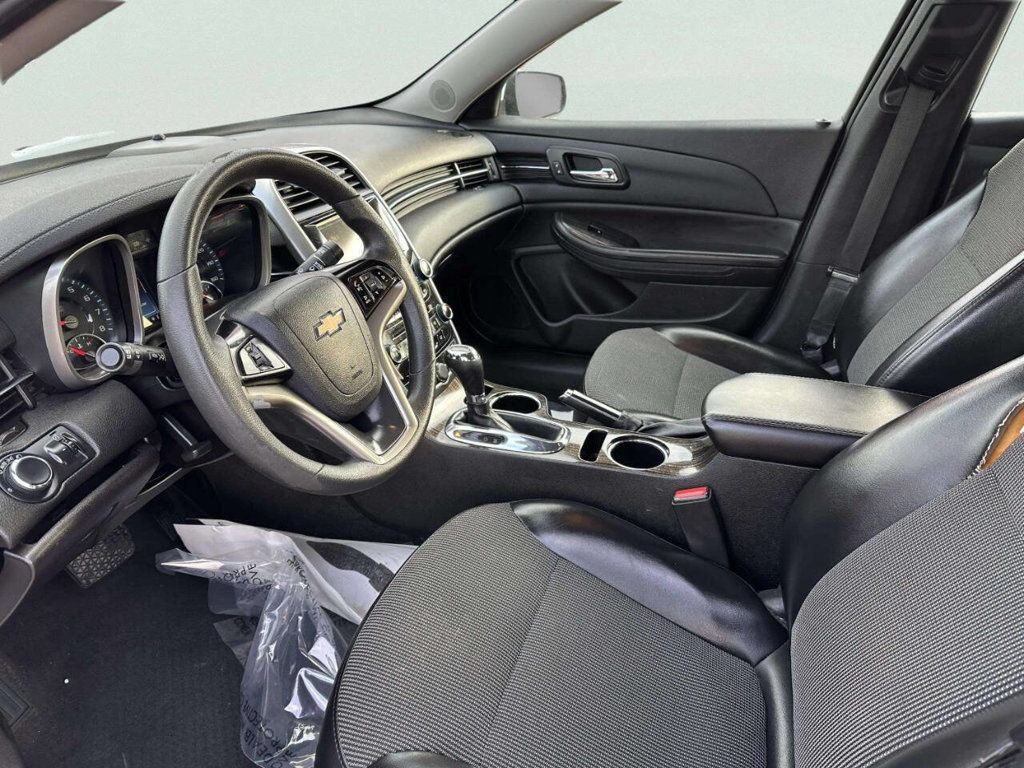 2015 Chevrolet Malibu 4dr Sedan LT w/1LT - 22966031 - 8