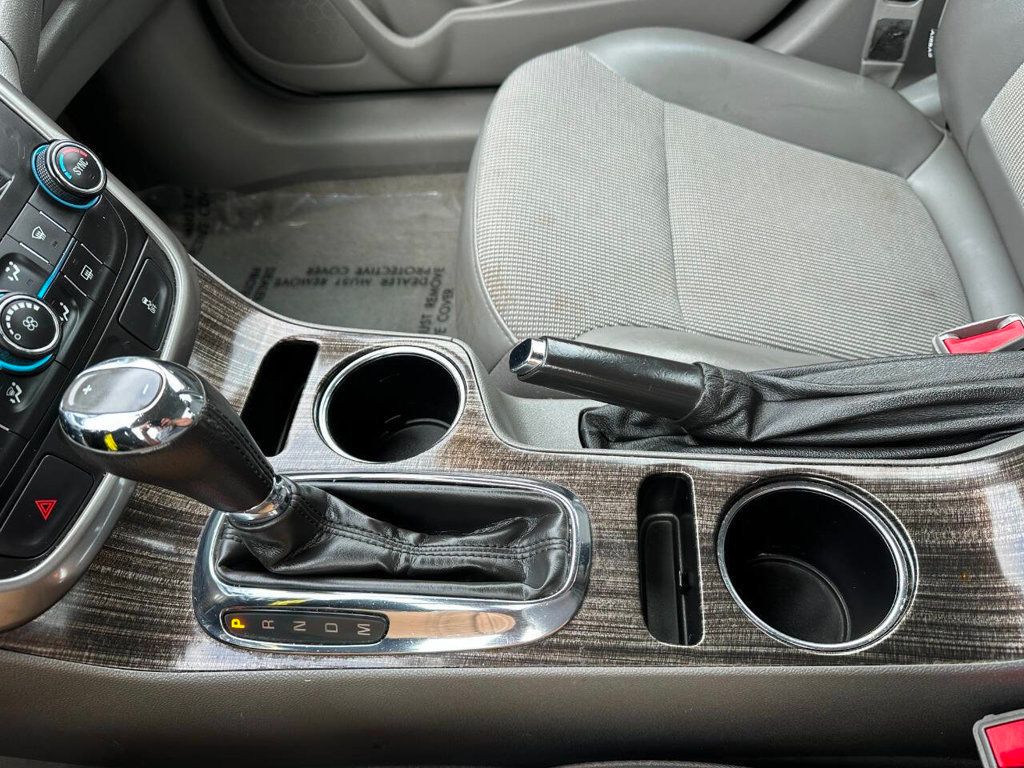 2015 Chevrolet Malibu 4dr Sedan LT w/2LT - 22920016 - 39