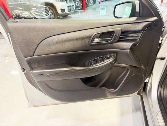 2015 Chevrolet Malibu 4dr Sedan LTZ w/1LZ - 22883469 - 23