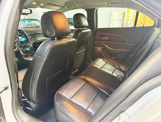 2015 Chevrolet Malibu 4dr Sedan LTZ w/1LZ - 22883469 - 27