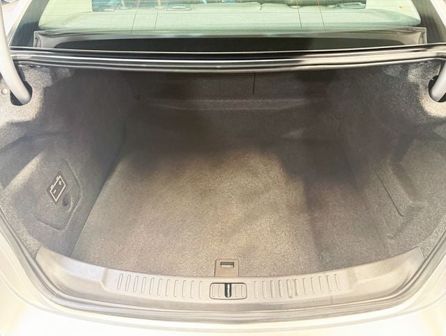 2015 Chevrolet Malibu 4dr Sedan LTZ w/1LZ - 22883469 - 29