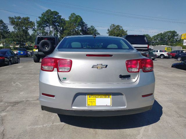 2015 Chevrolet Malibu LS - 22948986 - 3