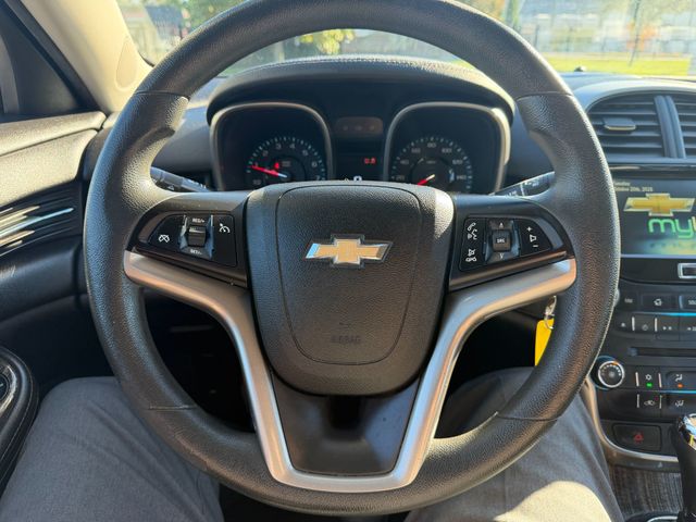2015 Chevrolet Malibu LT, SUNROOF, BACKUP CAM, REMOTE START, PWR CONVENIENCE PKG - 23096332 - 4