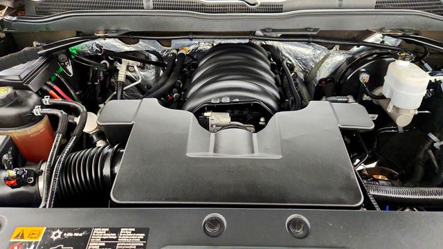 2015 Chevrolet Silverado 1500 4WD Crew Cab 143.5'' 1LT w/ Convenience Pkg, V8 & 20'' Wheels - 23006817 - 26