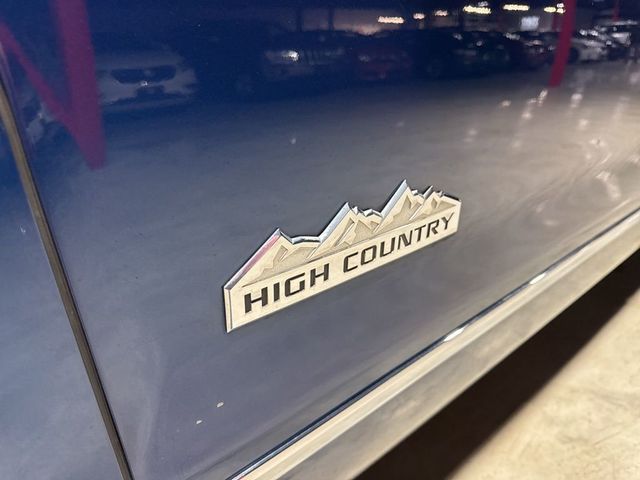 2015 Chevrolet Silverado 1500 4WD Crew Cab 143.5" High Country - 22992068 - 9