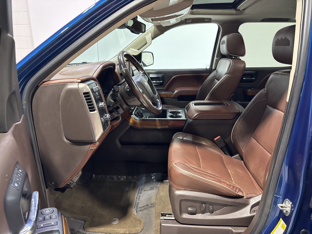 2015 Chevrolet Silverado 1500 4WD Crew Cab 143.5" High Country - 22992068 - 23