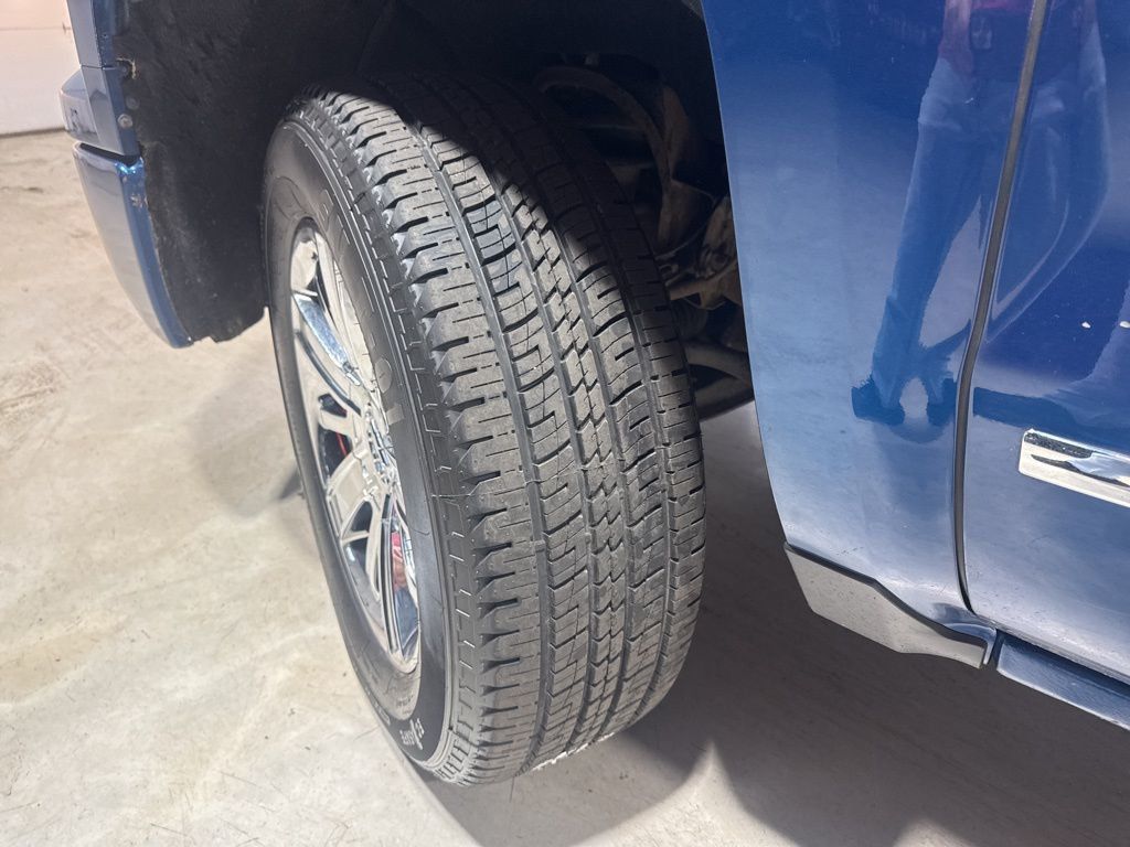 2015 Chevrolet Silverado 1500 4WD Crew Cab 143.5" High Country - 22992068 - 2