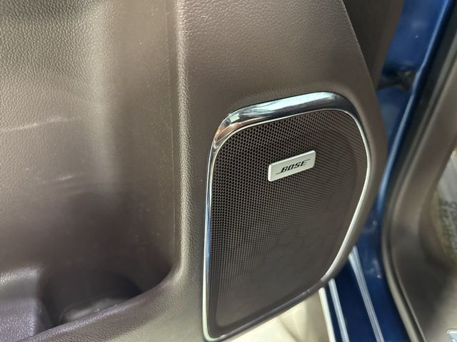 2015 Chevrolet Silverado 1500 4WD Crew Cab 143.5" High Country - 22992068 - 31