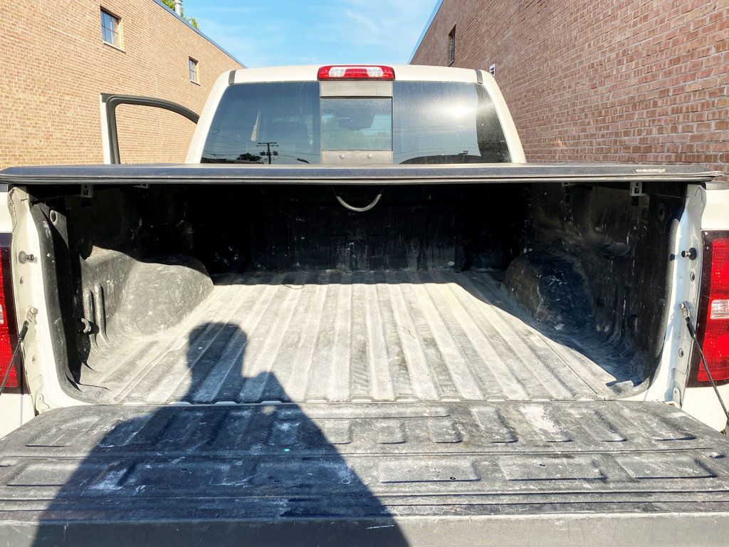 2015 Chevrolet Silverado 1500 High Country photo 10