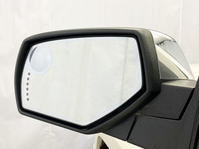 2015 Chevrolet Silverado 1500 4WD Crew Cab 153.0" High Country - 22915829 - 18