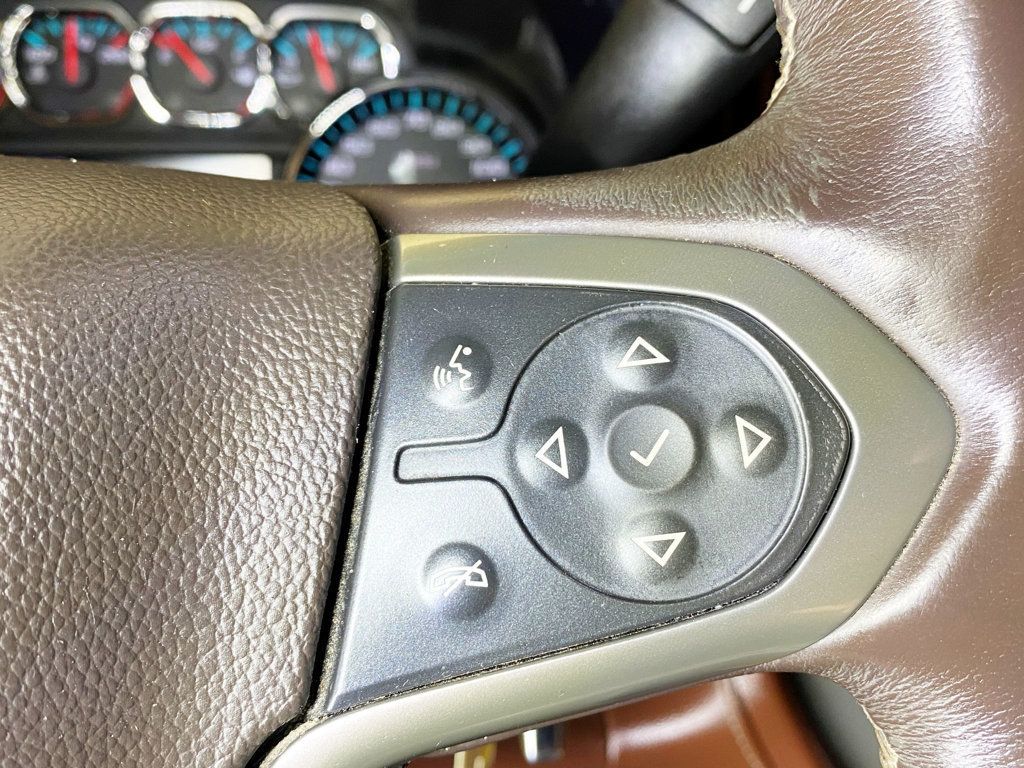 2015 Chevrolet Silverado 1500 4WD Crew Cab 153.0" High Country - 22915829 - 31