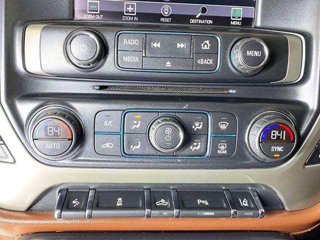 2015 Chevrolet Silverado 1500 4WD Crew Cab 153.0" High Country - 22915829 - 38