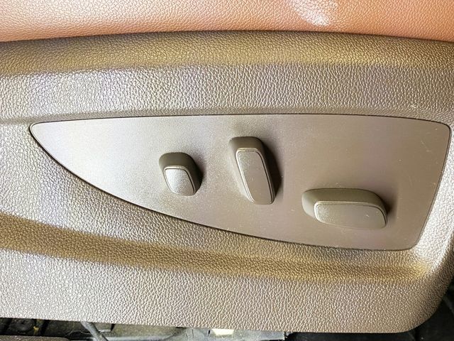 2015 Chevrolet Silverado 1500 4WD Crew Cab 153.0" High Country - 22915829 - 49