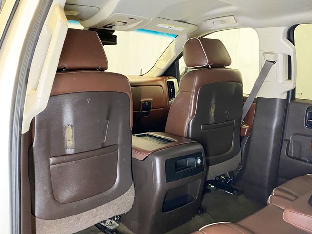 2015 Chevrolet Silverado 1500 4WD Crew Cab 153.0" High Country - 22915829 - 58