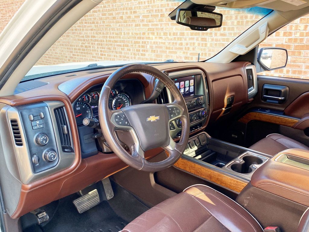 2015 Chevrolet Silverado 1500 High Country photo 6