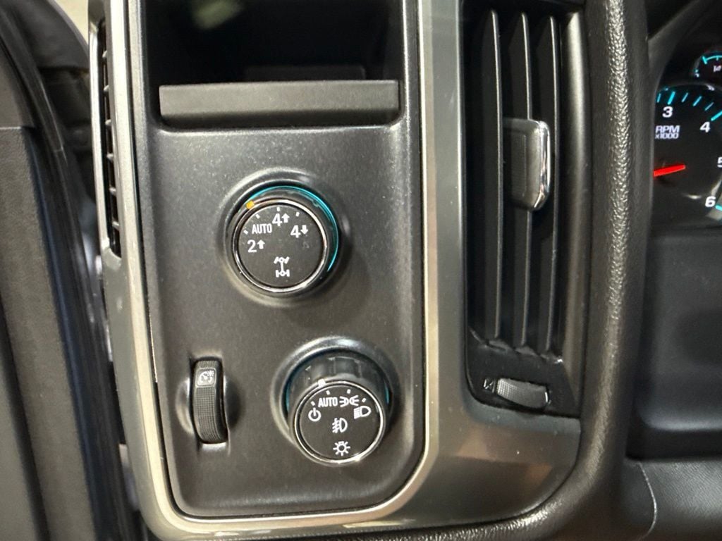 2015 Chevrolet Silverado 1500 4WD Double Cab 143.5" LT w/1LT - 23043184 - 19