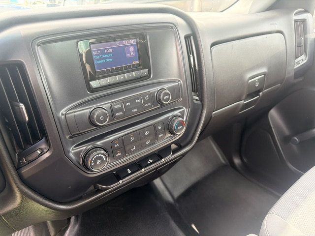2015 Chevrolet Silverado 1500 LS - 23078921 - 9