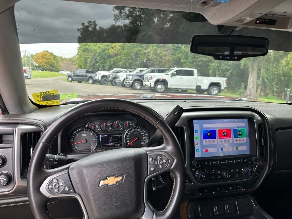 2015 Chevrolet Silverado 1500 LTZ - 23084627 - 24