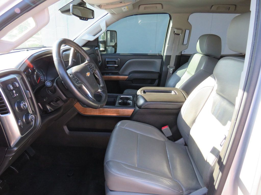 2015 Chevrolet Silverado 1500 LTZ - 22395261 - 10