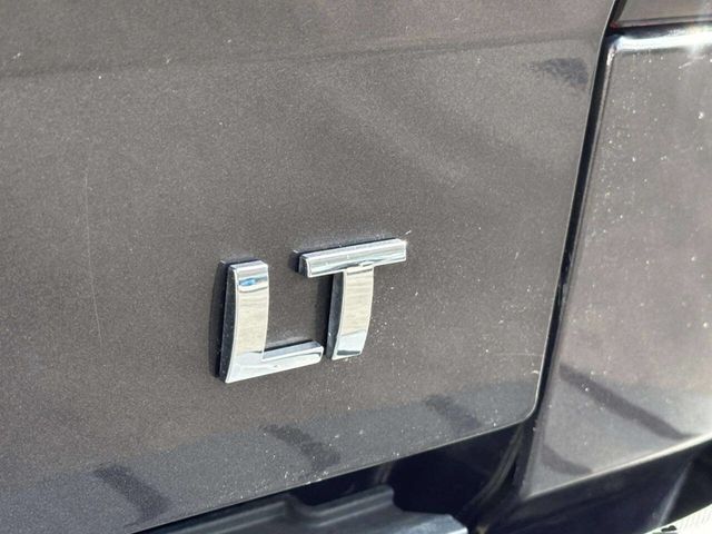 2015 Chevrolet Silverado 1500 LT Z71 4x4 4dr Crew Cab 5.8 ft. SB - 22940465 - 19